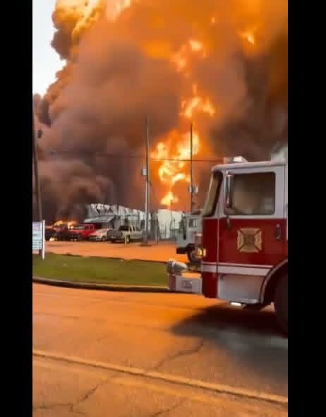 Massive Fire Erupts at Arcola Oil Company in Roseland, Louisiana; No Injuries Reported