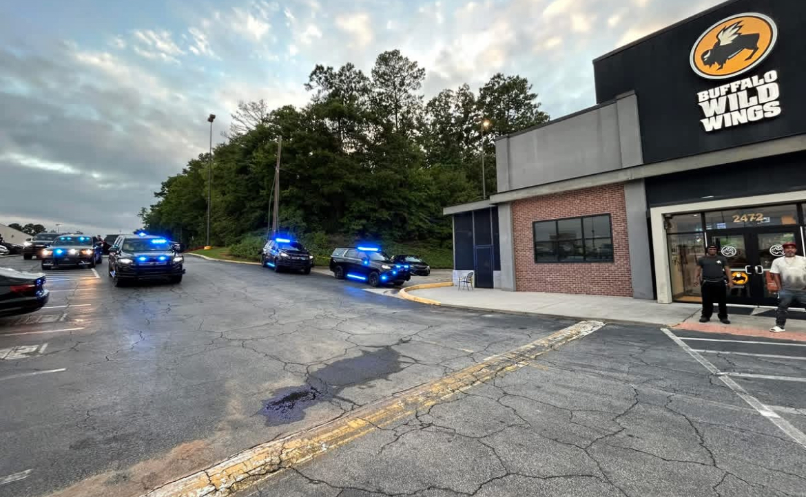 Shooting at Buffalo Wild Wings Leaves One Employee Dead, Two in Custody